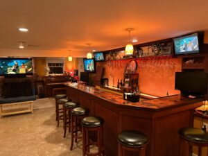 Custom Bar